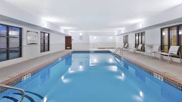 Indoor pool, pool loungers