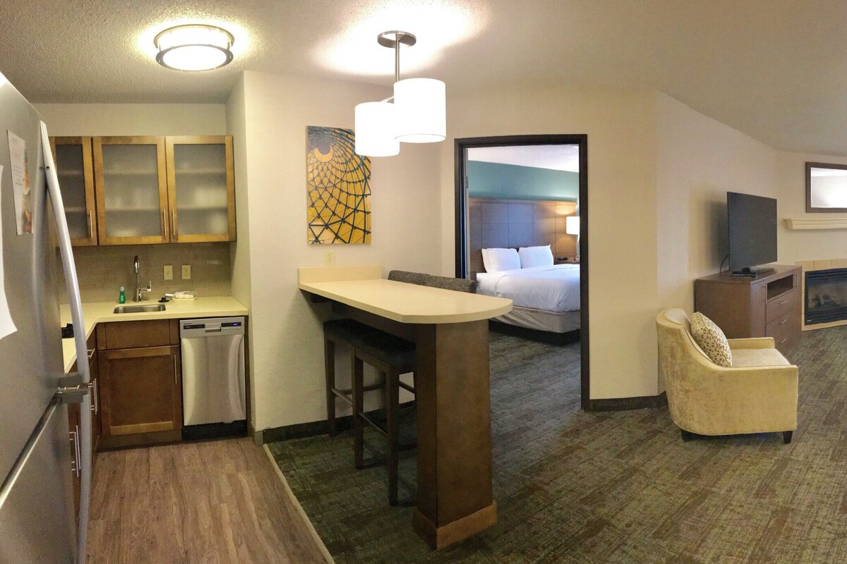 Suite, 2 Bedrooms, Kitchen | In-room safe, desk, laptop workspace, iron/ironing board
