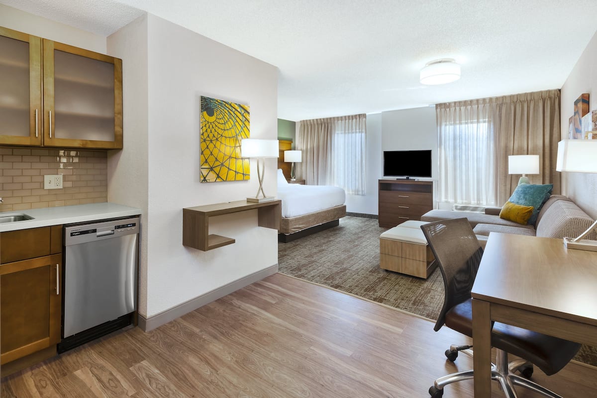 Studio Suite, 1 King Bed with Sofa bed, Kitchen | 1 bedroom, in-room safe, desk, laptop workspace