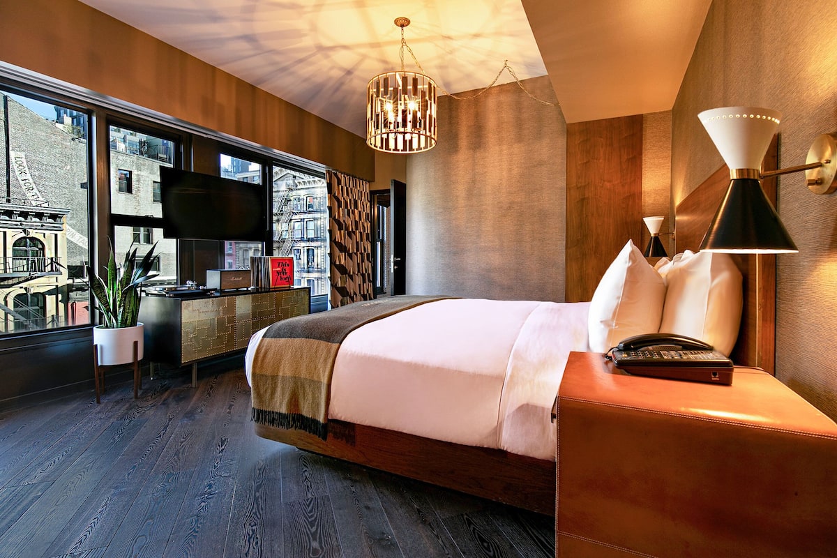 Studio, 1 King Bed