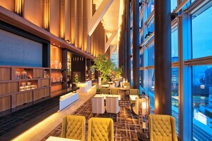 Executive lounge - Nagoya Marriott Associa Hotel (Nagoya)