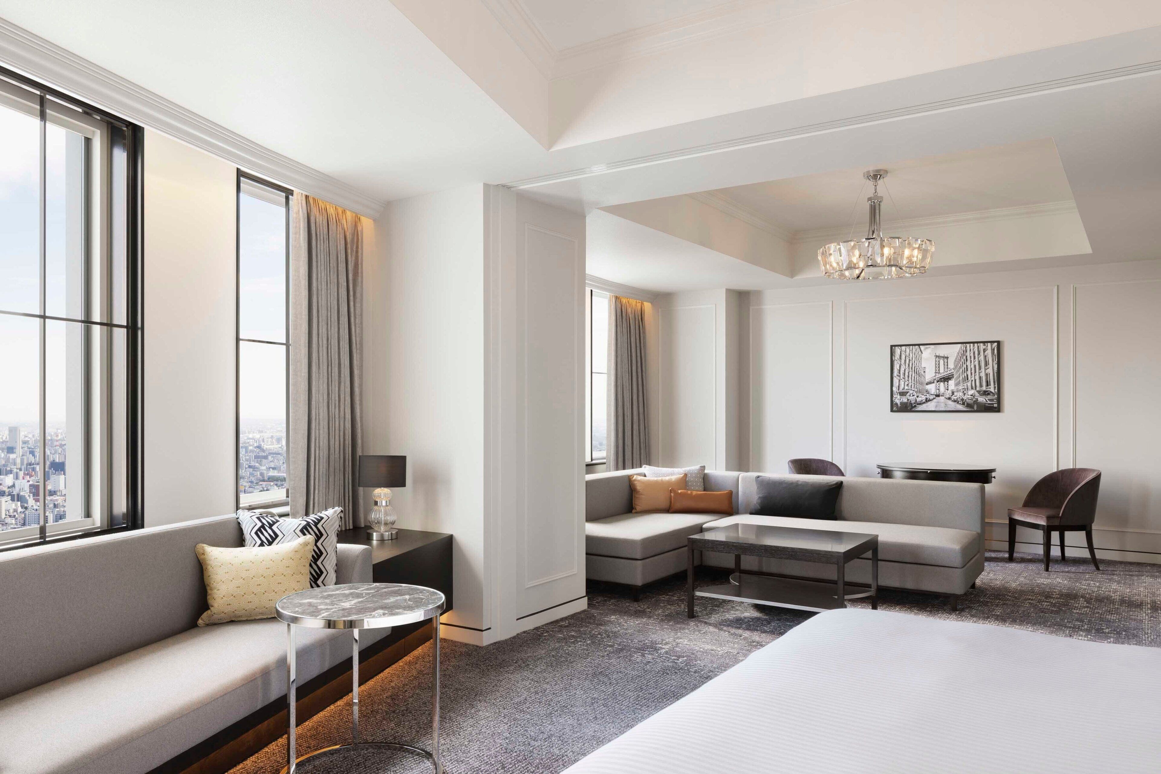 suite, 1 king bed, non smoking | 1 bedroom, premium bedding, down duvets, minibar