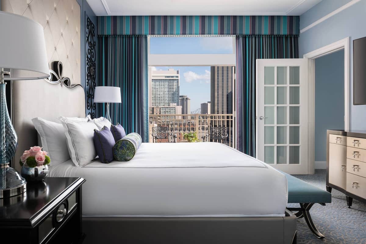Junior Suite, 1 Bedroom, Non Smoking, Balcony | 1 bedroom, Egyptian cotton sheets, premium bedding, down comforters