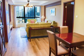 Literie de qualité, minibar, coffre-fort pour ordinateur portable