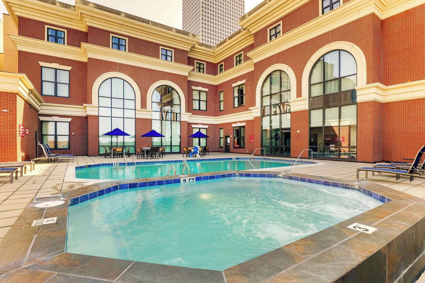 Alberca al aire libre