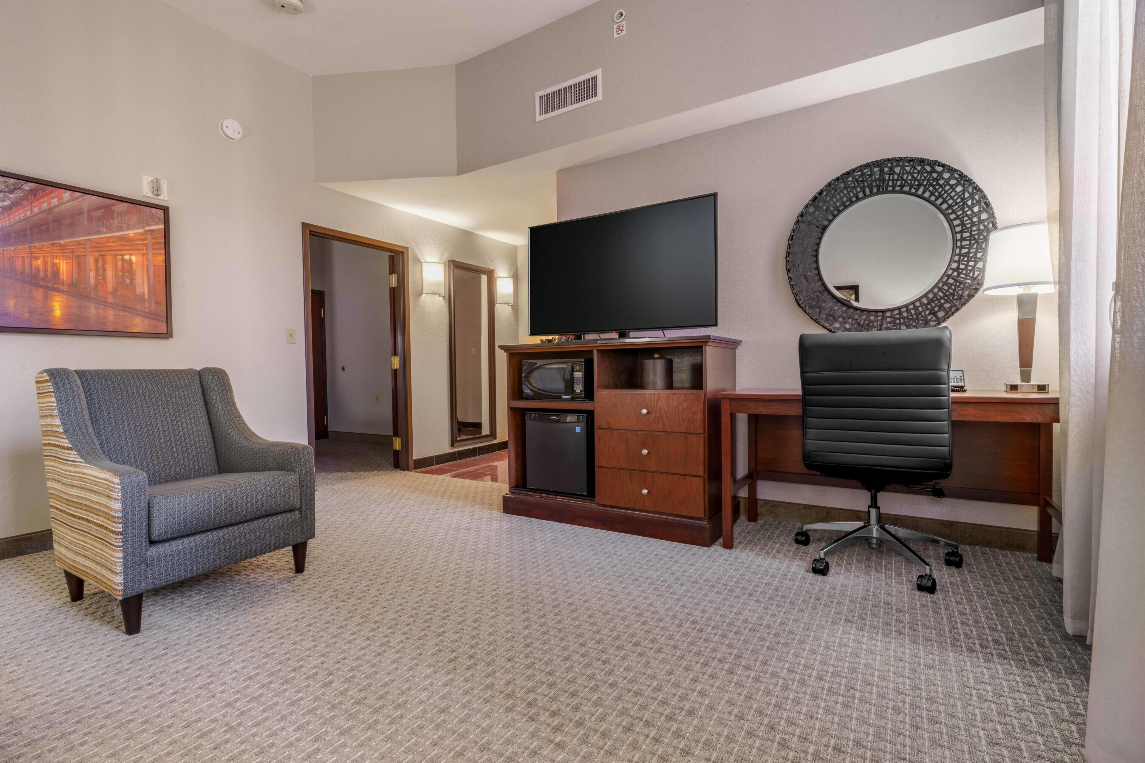 Suite, Multiple Beds, Accessible (Sofa Sleeper, Tub, 2 Rooms) | Desk, laptop workspace, blackout drapes, iron/ironing board