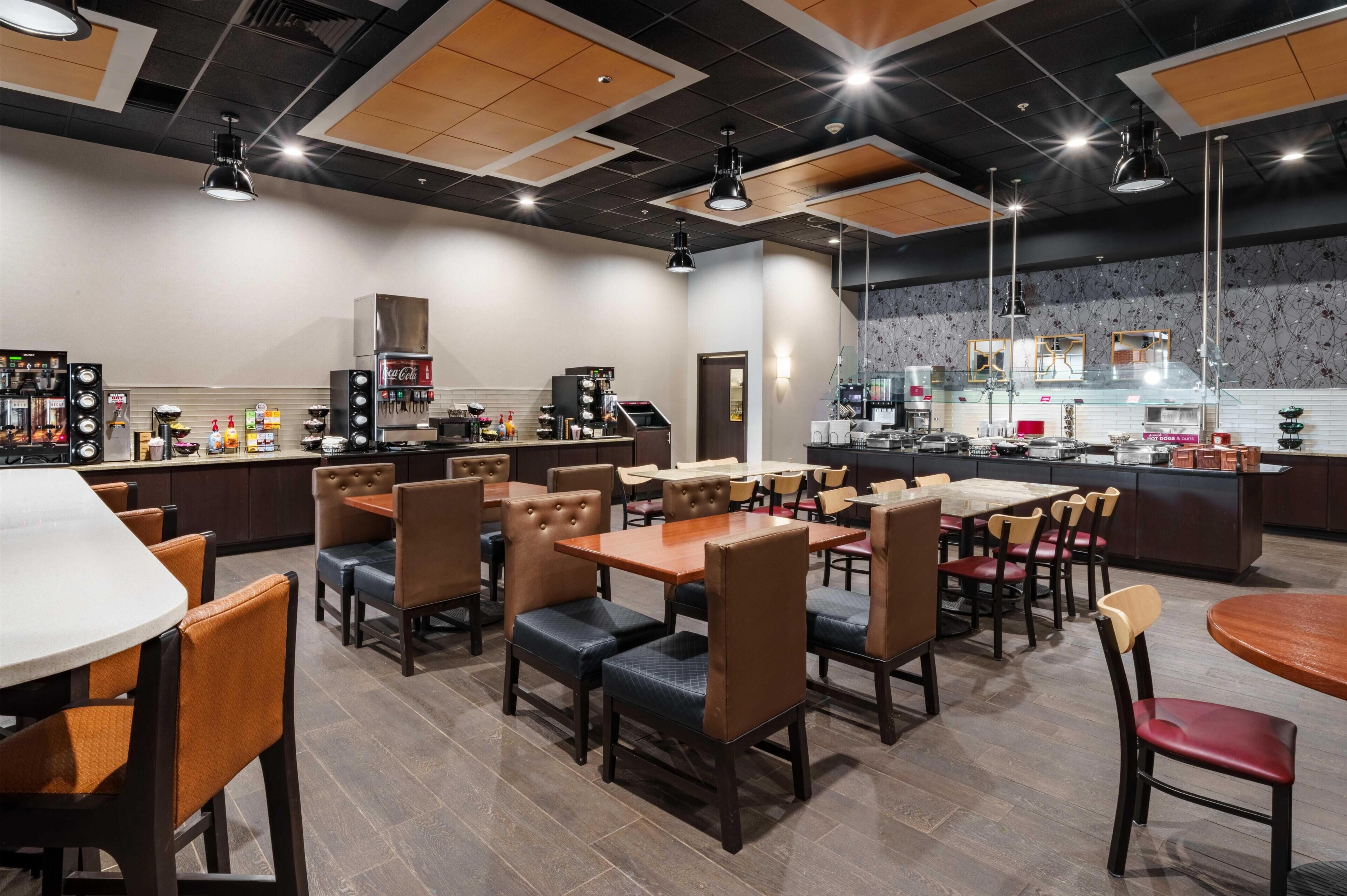 Free daily buffet breakfast