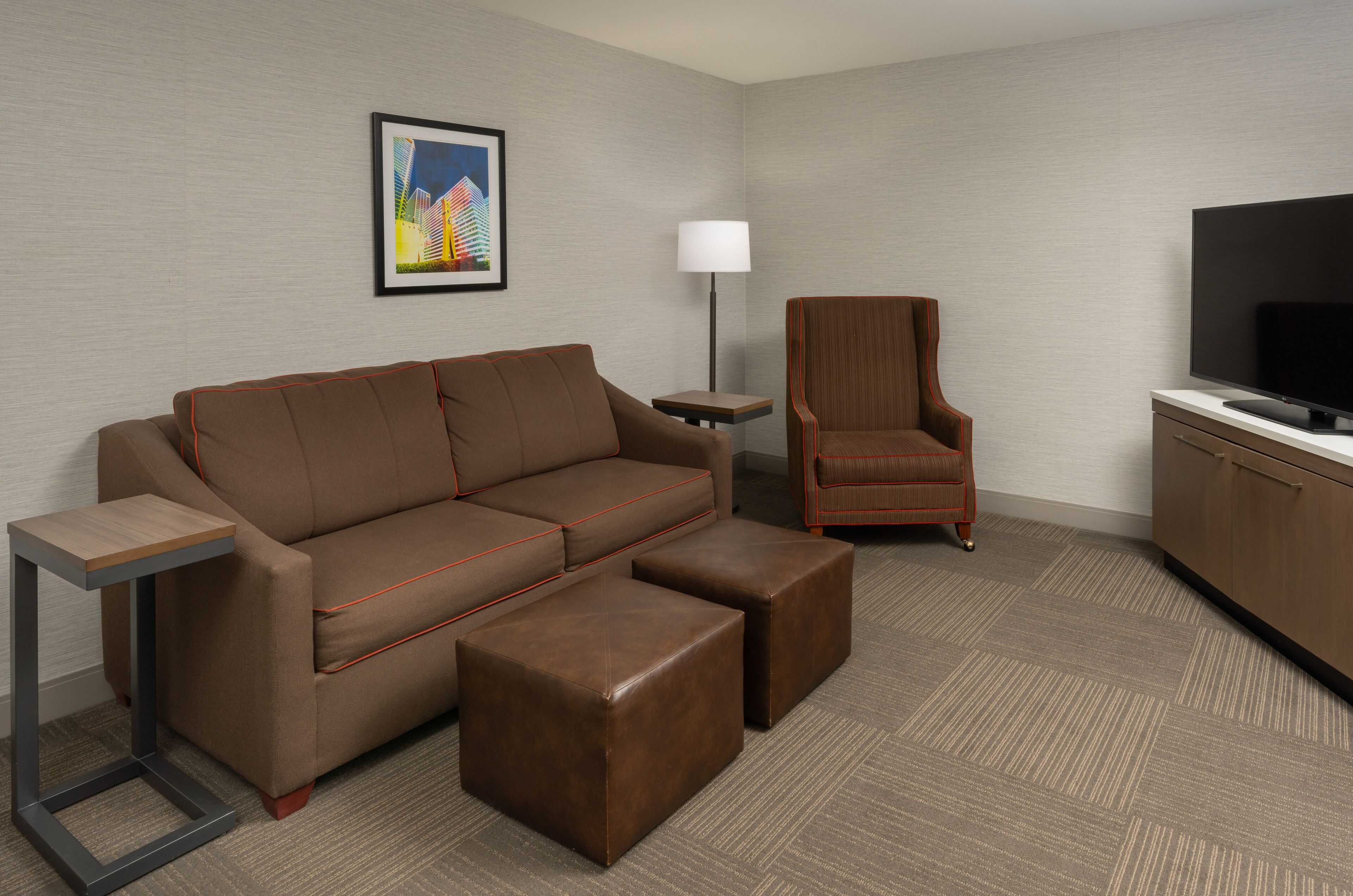 deluxe suite, 1 bedroom | 1 bedroom, in-room safe, desk, laptop workspace
