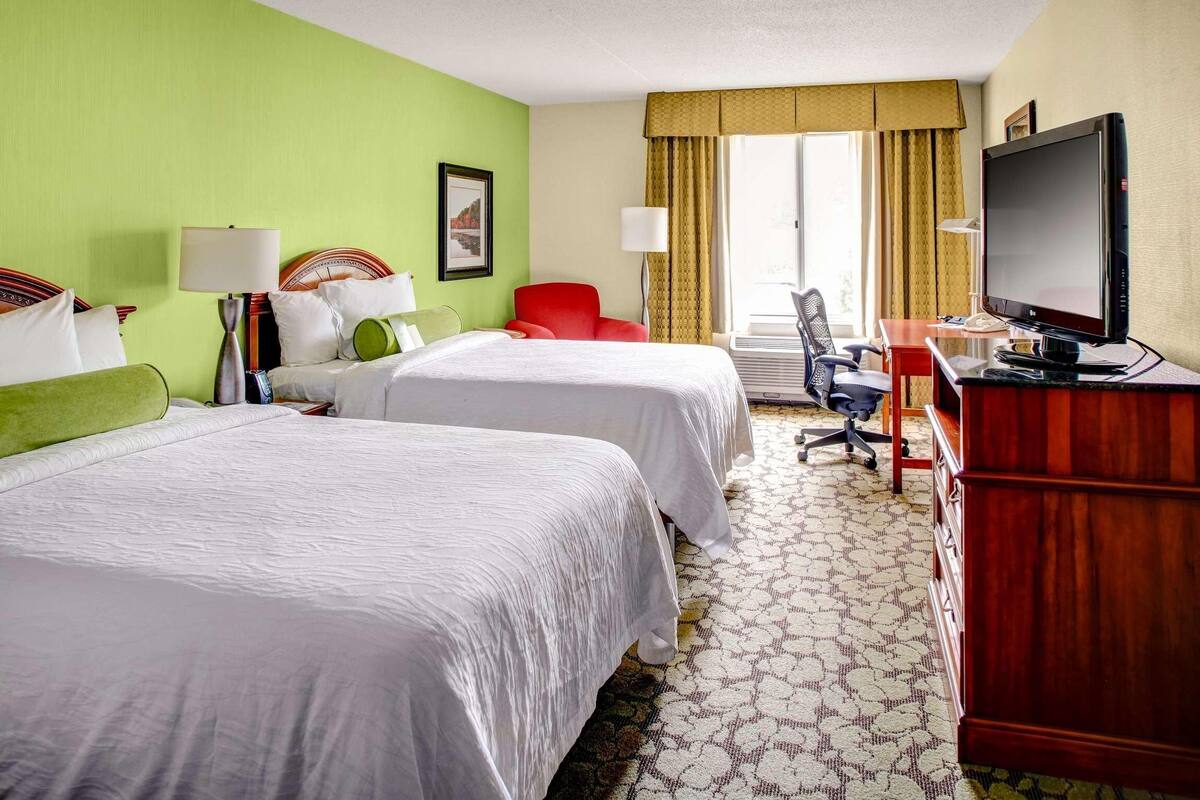 In-room safe, desk, laptop workspace, iron/ironing board