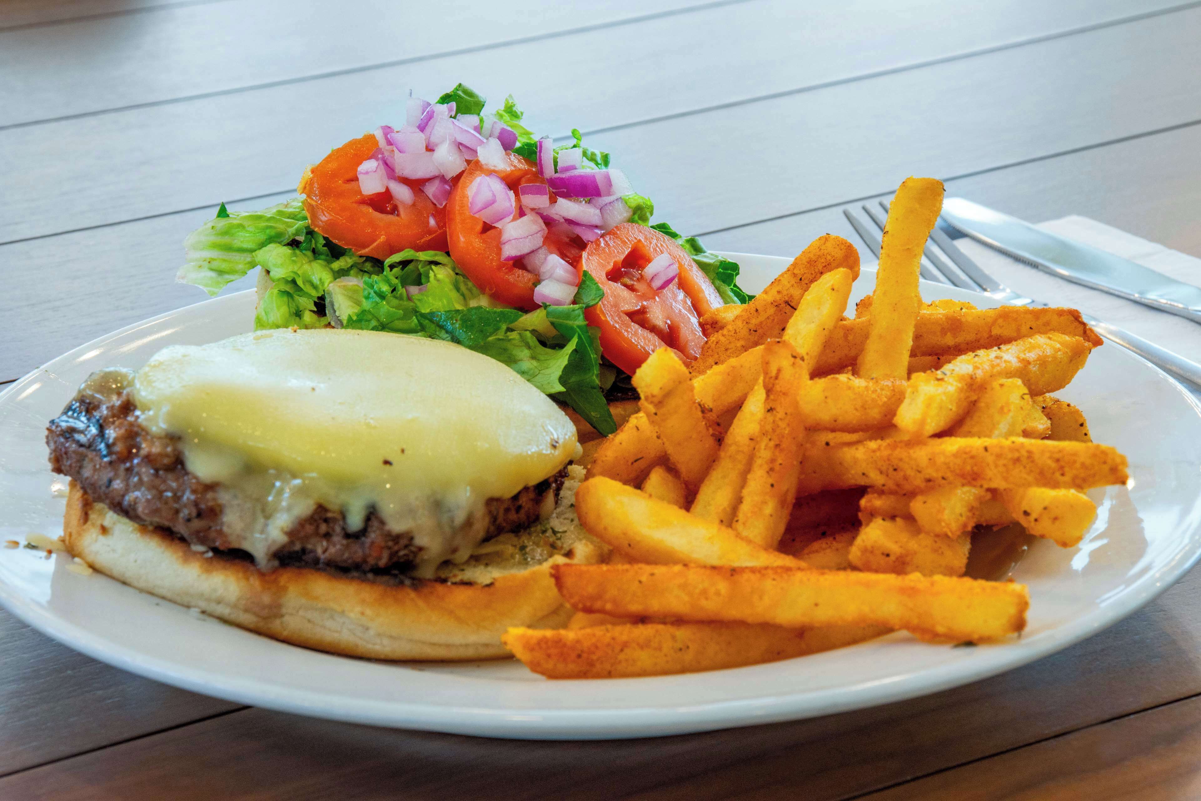 breakfast and dinner served, american cuisine