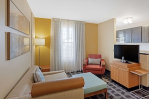 2 Bedroom Suite | Iron/ironing board, free WiFi, bed sheets