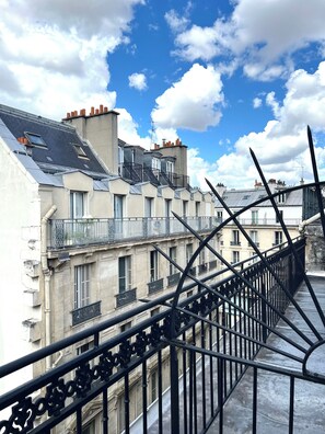 Chambre quadruple | Terrasse/patio