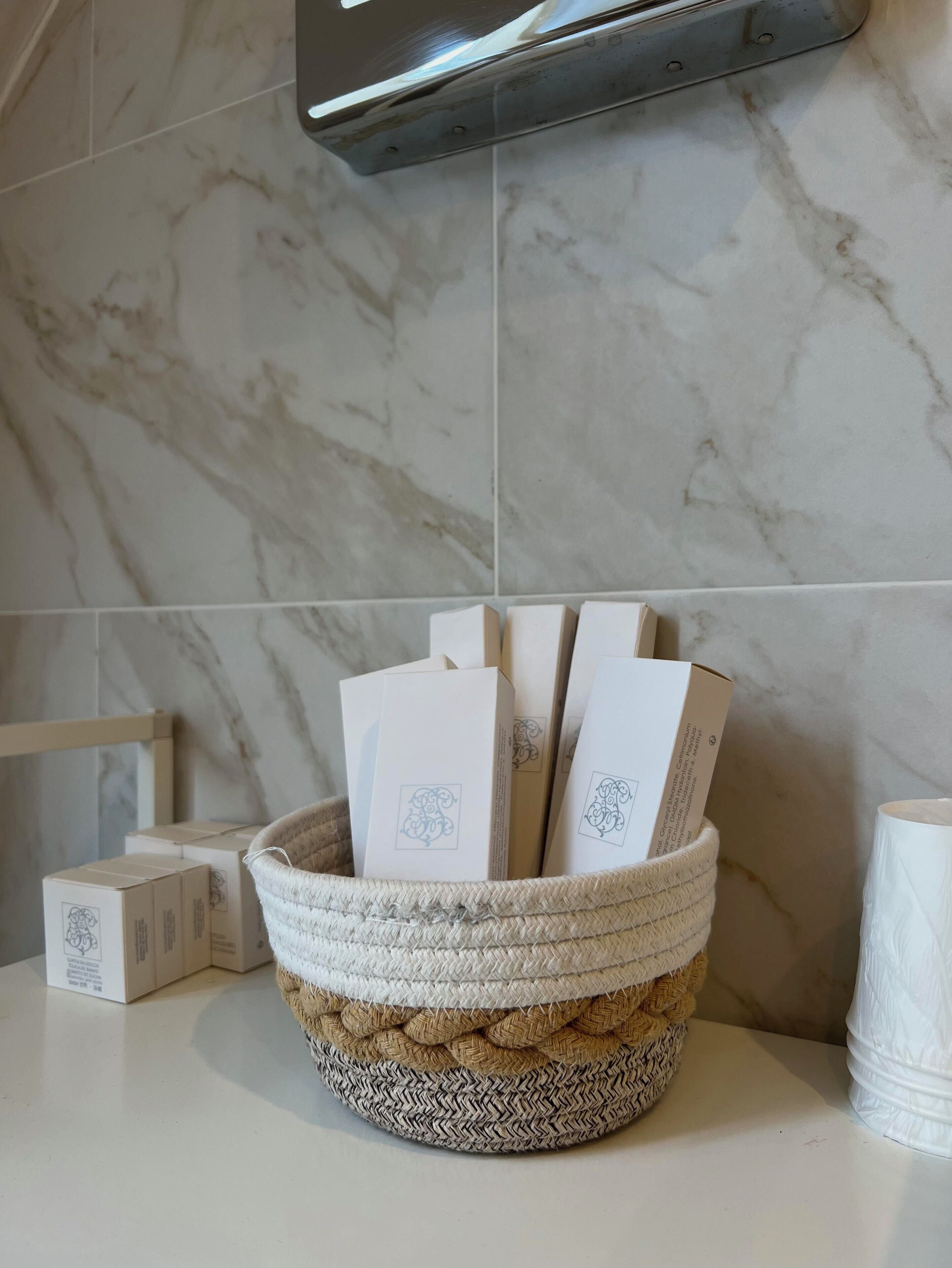 quadruple room | bathroom | free toiletries, hair dryer, towels