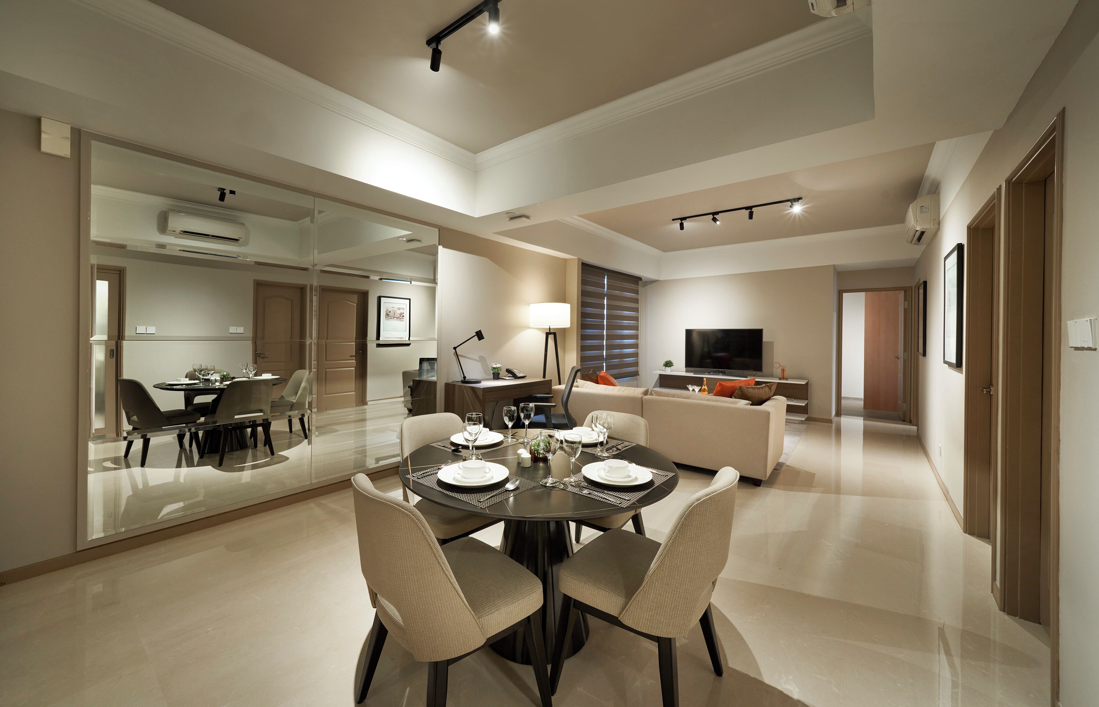 40-inch LED TV with cable channels, TV