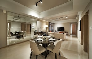 40-inch LED TV with cable channels, TV