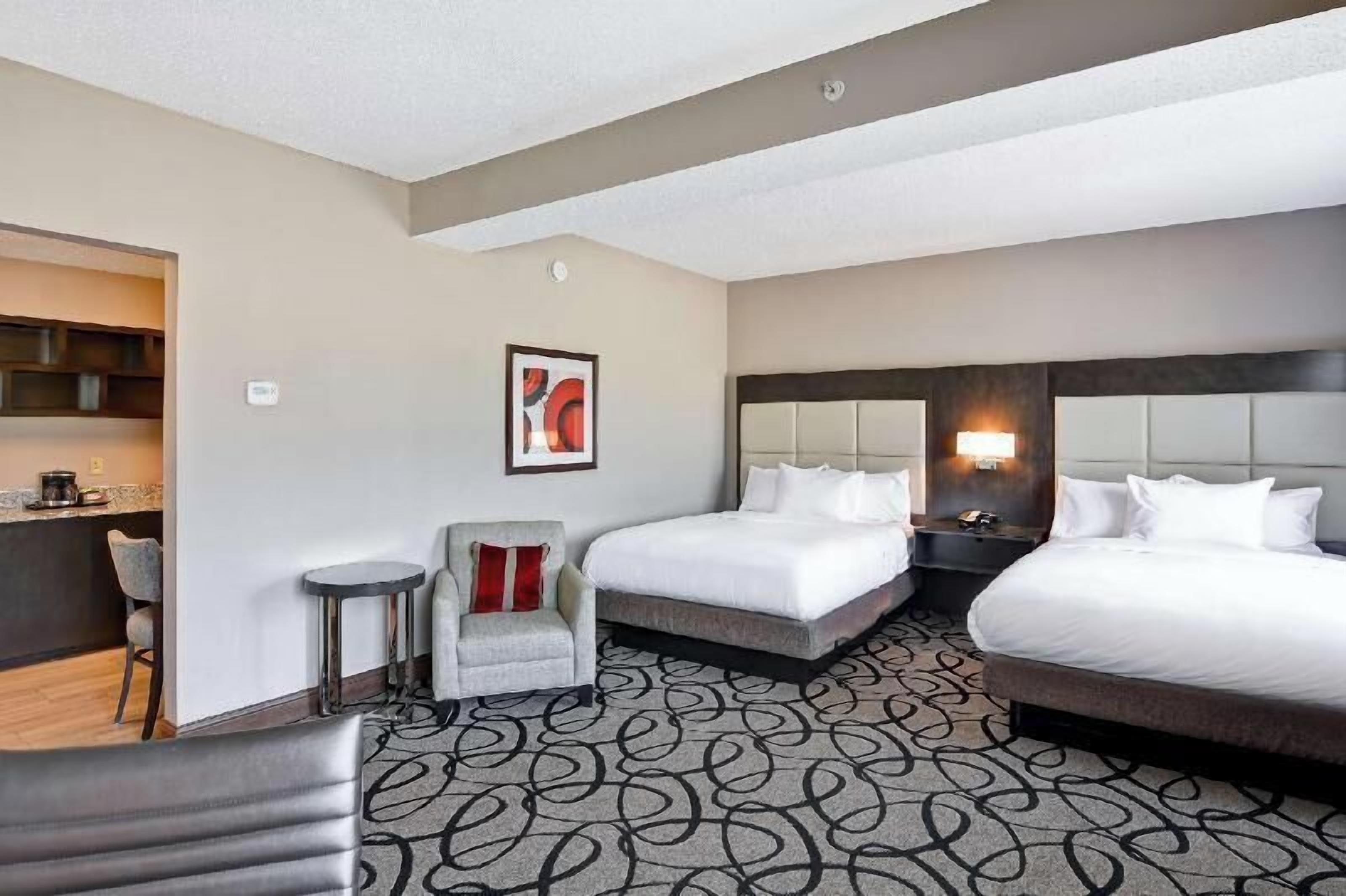 In-room safe, individually decorated, individually furnished, desk