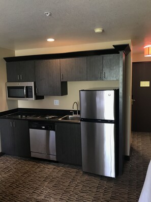 Fridge, microwave, coffee/tea maker