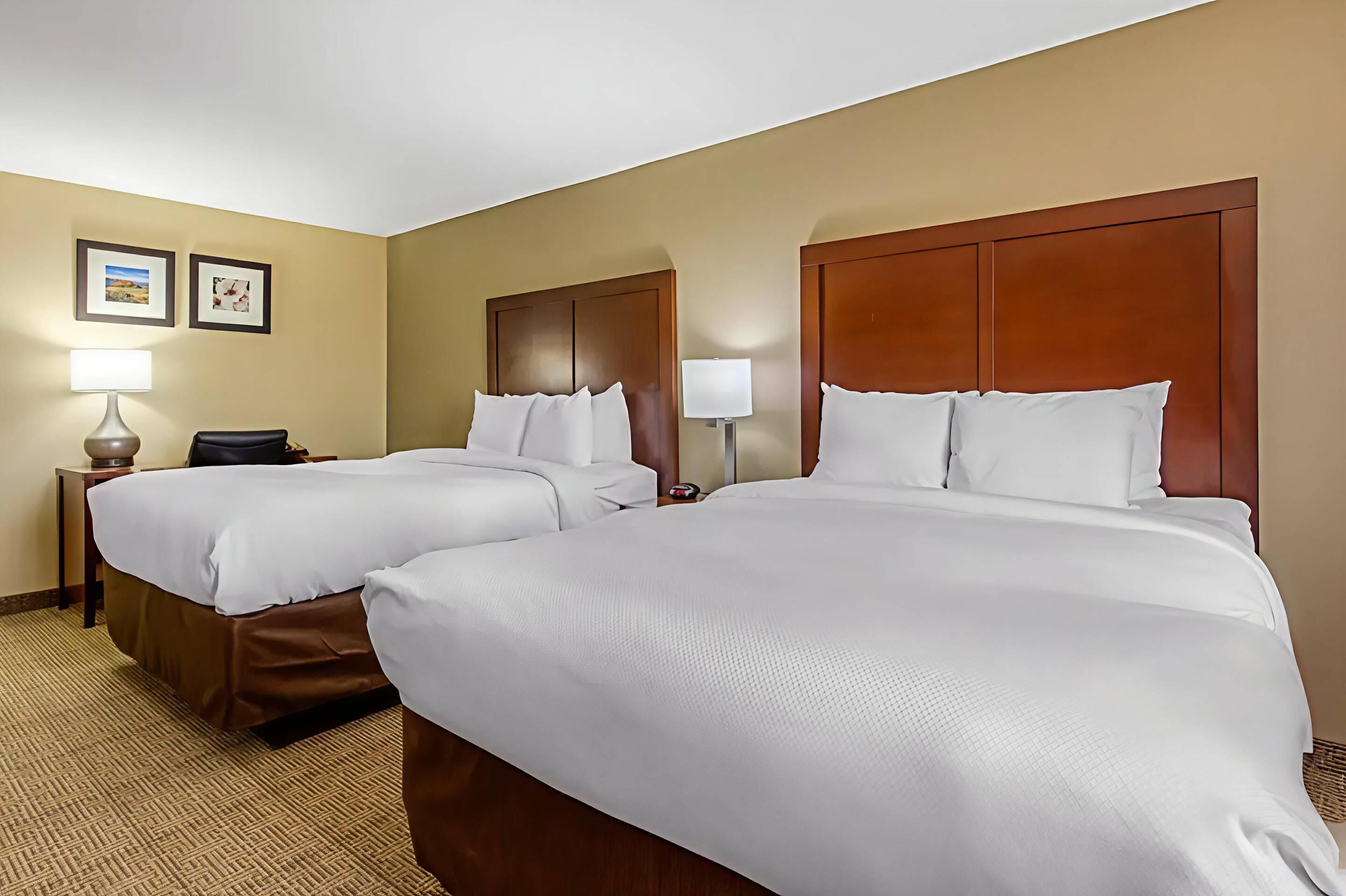 Standard Room, 2 Queen Beds, Non Smoking | Premium bedding, pillowtop beds, desk, blackout drapes