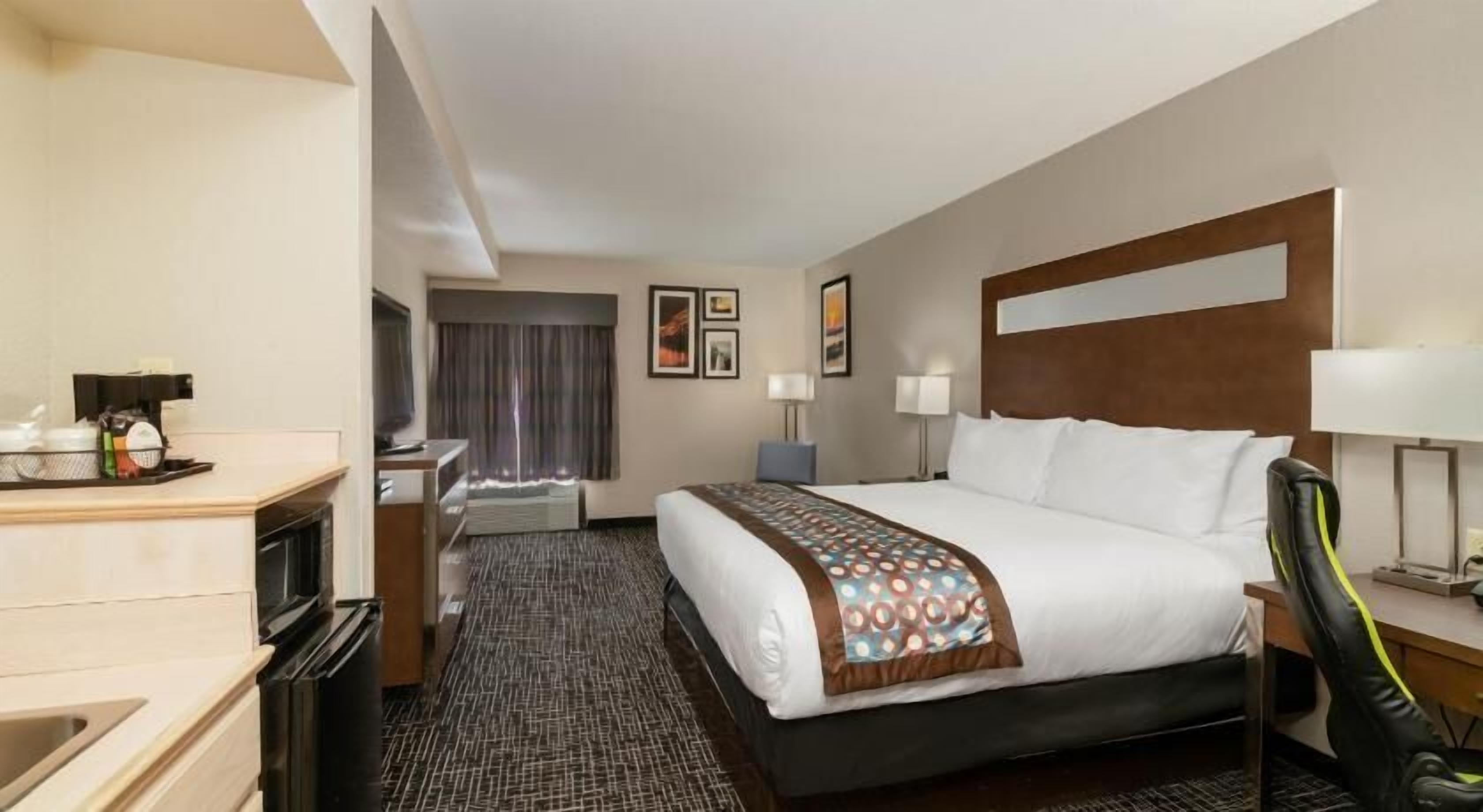 Premium bedding, pillowtop beds, desk, blackout drapes