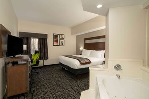 Deluxe Studio Suite, 1 King Bed, Non Smoking | Premium bedding, pillow-top beds, desk, blackout curtains