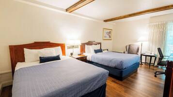 Blendingsgardiner, strykejern/-brett, wi-fi (inkludert) og sengetøy