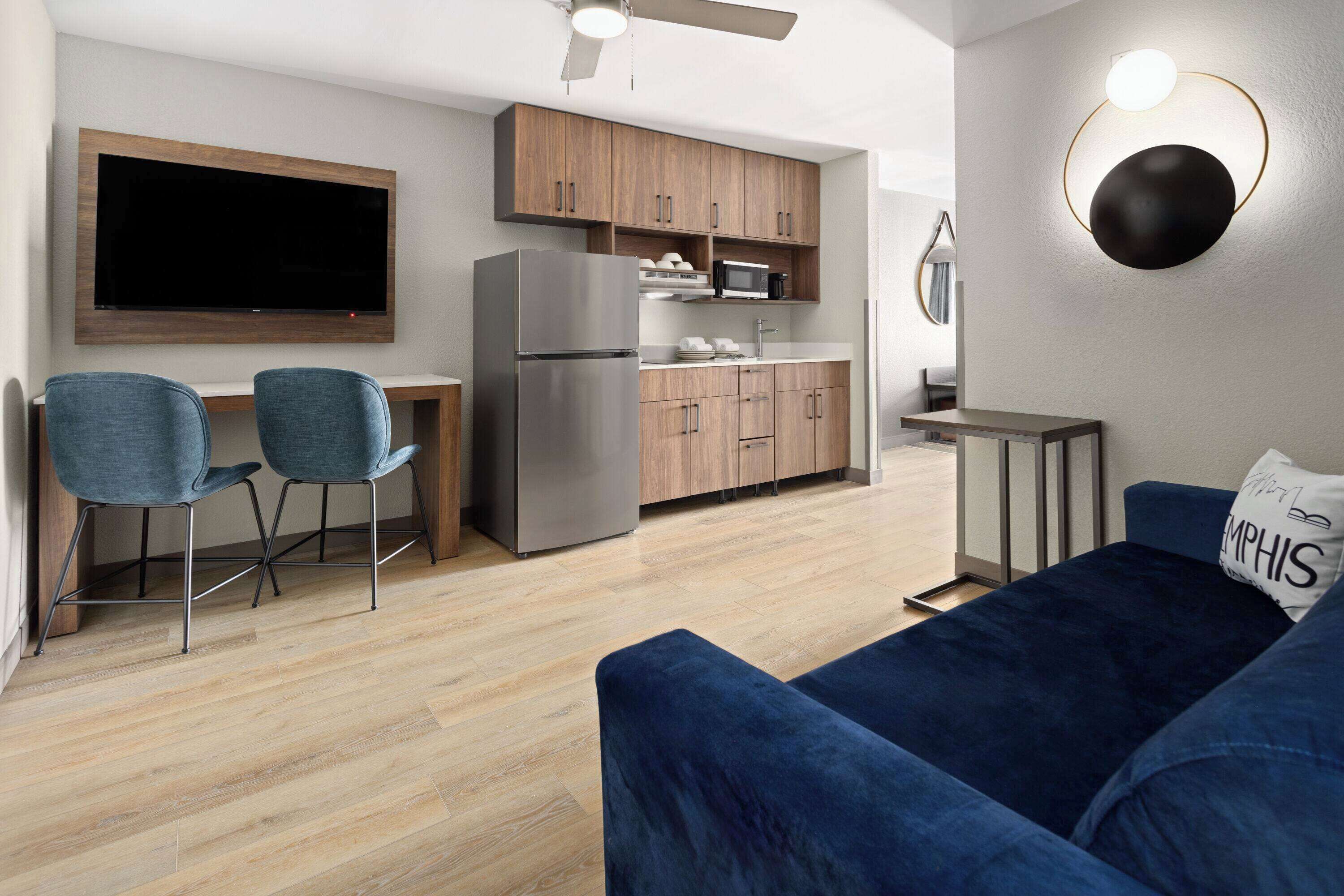 premium bedding, memory-foam beds, in-room safe, desk