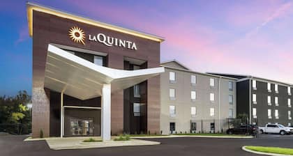 La Quinta Inn & Suites by Wyndham Memphis I-240