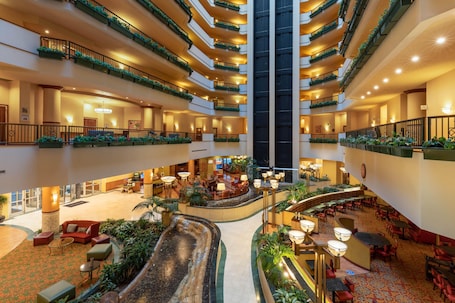 Vestíbulo. Wyndham Grand Oklahoma City Downtown