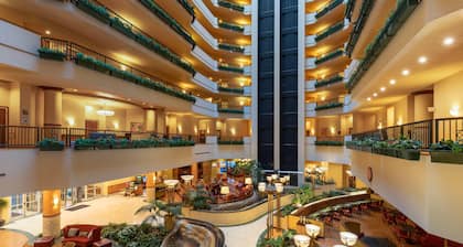 Wyndham Grand Oklahoma City Downtown