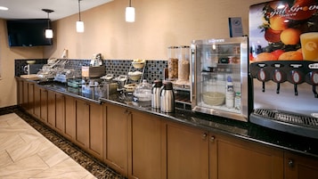 Desayuno completo incluido todos los días