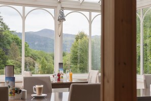 Se sirven desayunos y cenas