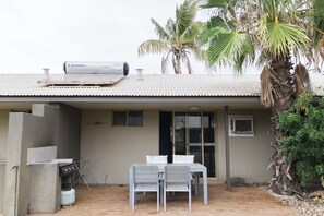 Suite Standard, 2 chambres, non-fumeur, coin cuisine (Standard Apt) | Vue sur la cour