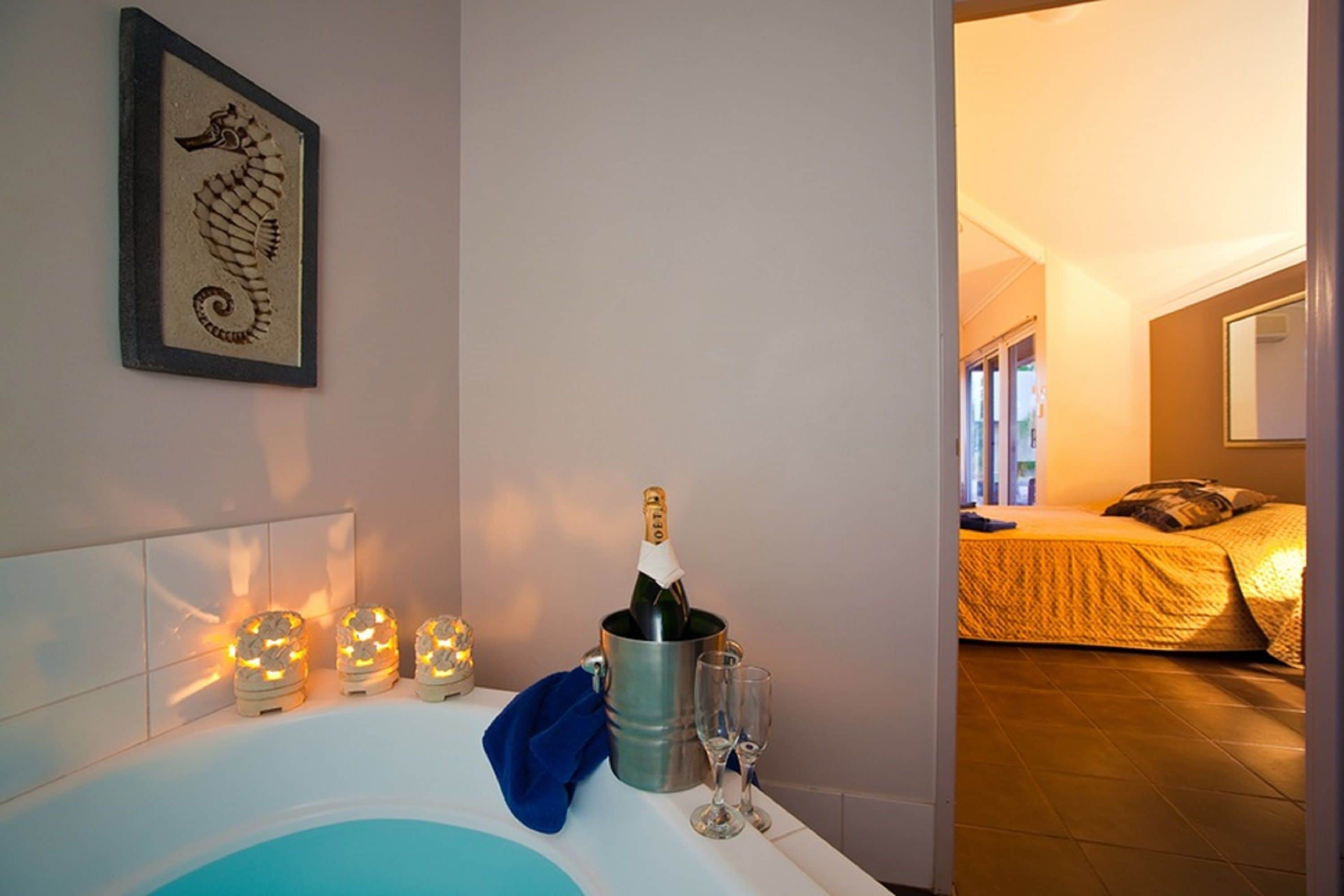 シャワー、タオル