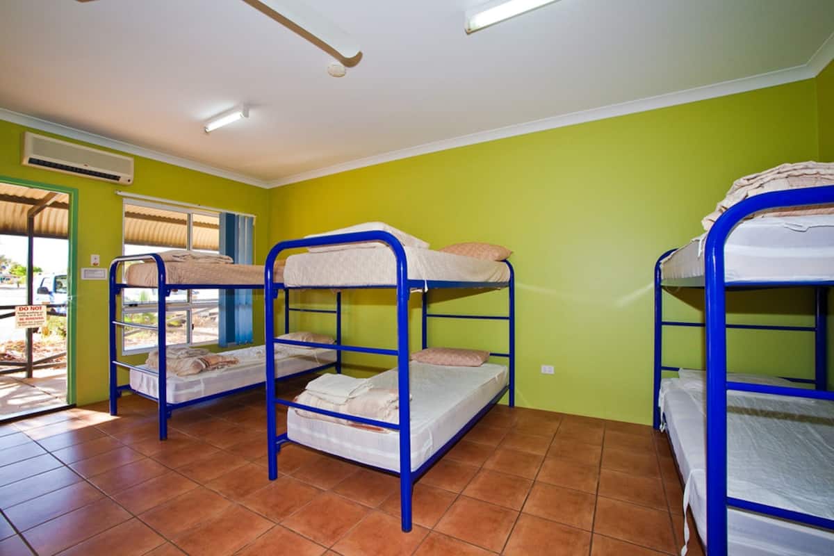 Shared Dormitory, Mixed Dorm | Bed sheets, wheelchair access
