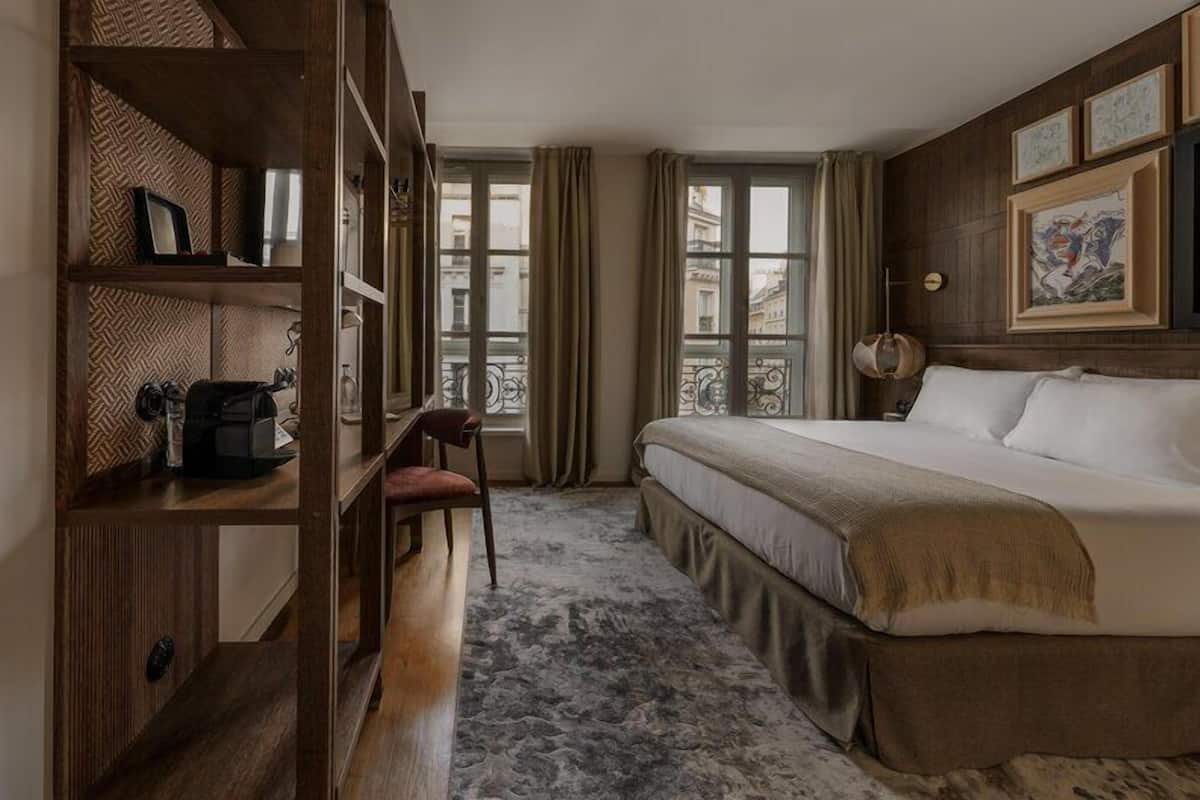 In-room safe, desk, laptop workspace, blackout drapes