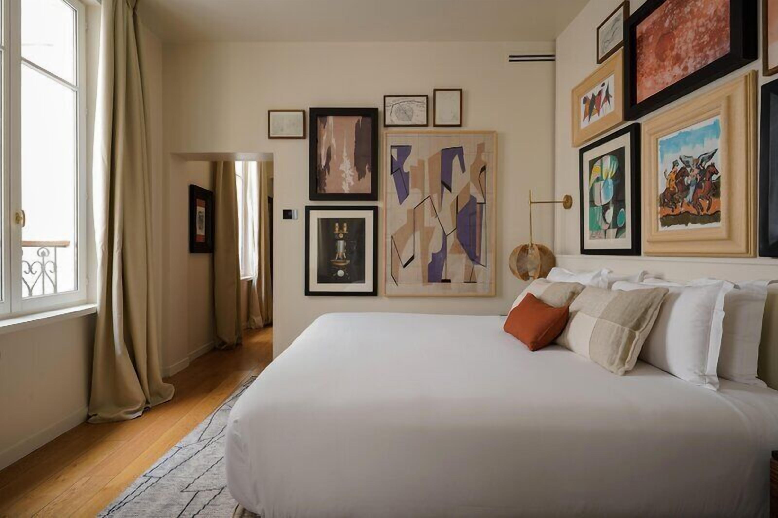In-room safe, desk, laptop workspace, blackout drapes
