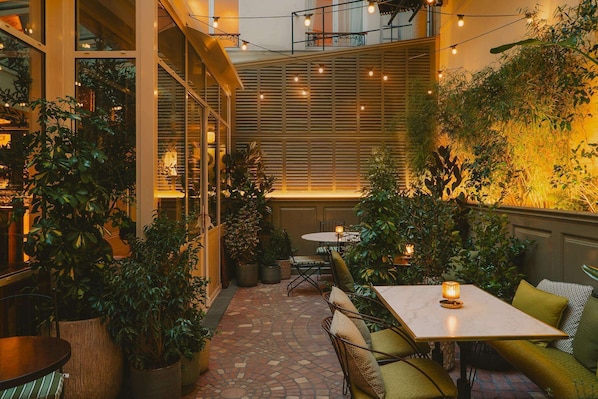 Terrace/patio