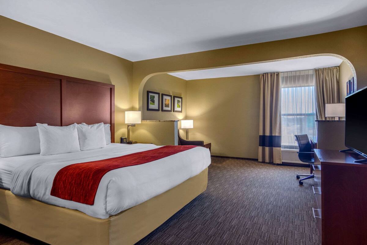 Premium bedding, down duvets, in-room safe, desk