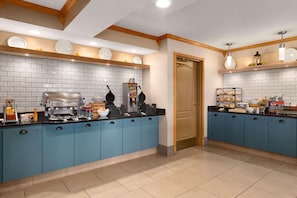 Tägliches inbegriffenes Frühstücksbuffet