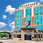 Courtyard by Marriott Niagara Falls