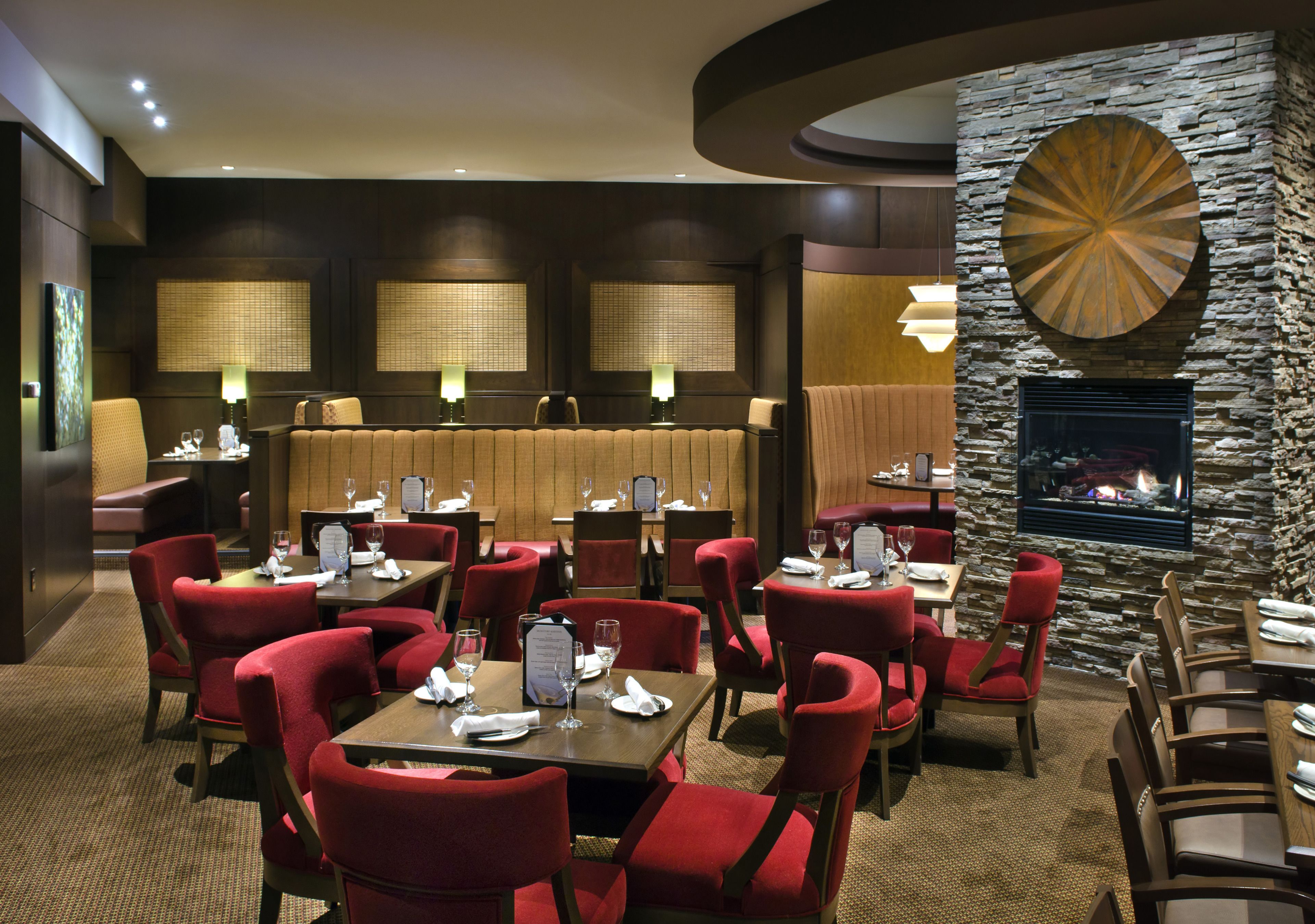 lunch and dinner served