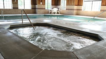 Indoor spa tub