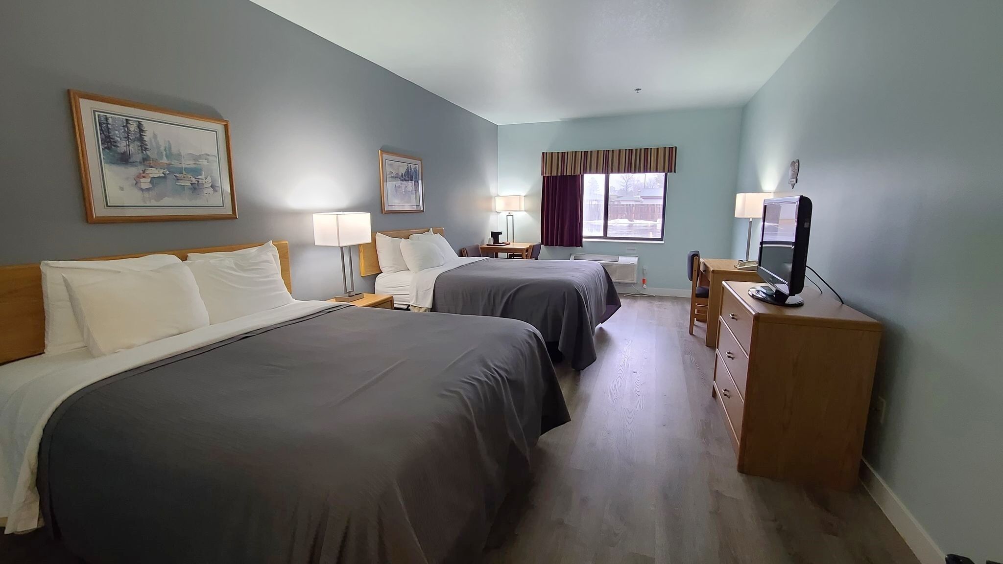 standard room, 2 queen beds (pets allowed) | 1 bedroom, desk, iron/ironing board, free wifi