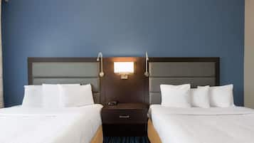 Ropa de cama de alta calidad y camas con pillow-top