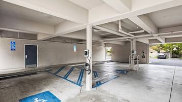 Self-parking (surcharge)