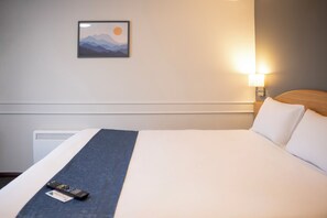 Bureau, lits bébé (gratuits), Wi-Fi gratuit, draps fournis