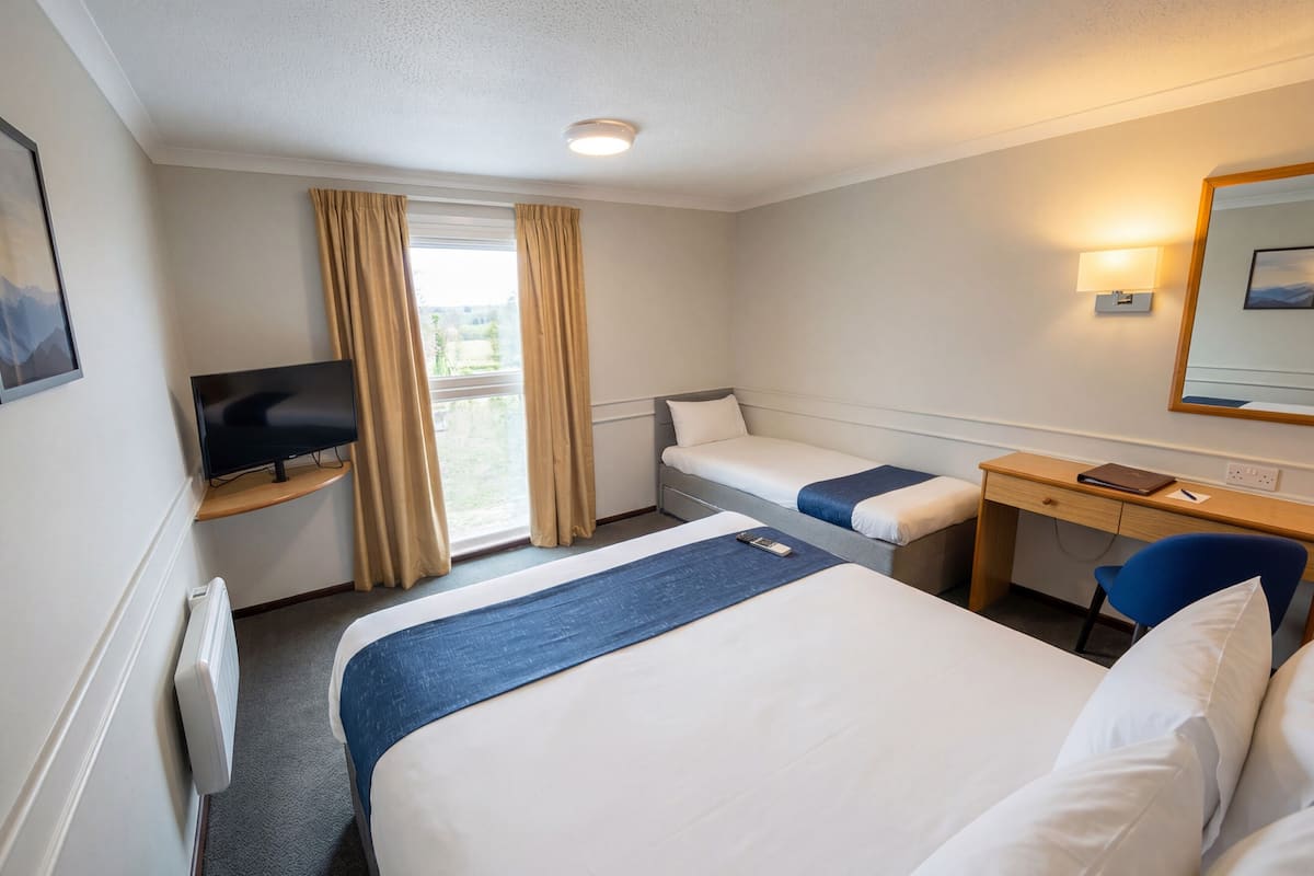Desk, free cribs/infant beds, free WiFi, bed sheets