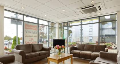 Days Inn by Wyndham Leicester Forest East M1