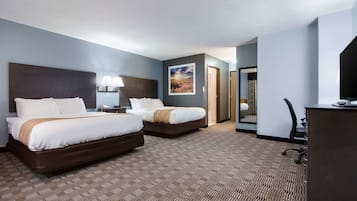 Standard 2 Queens Non Smoking | Blackout drapes, iron/ironing board, free WiFi, bed sheets