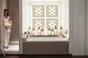 Sale per trattamenti di coppia, sauna, vasca idromassaggio, bagno turco